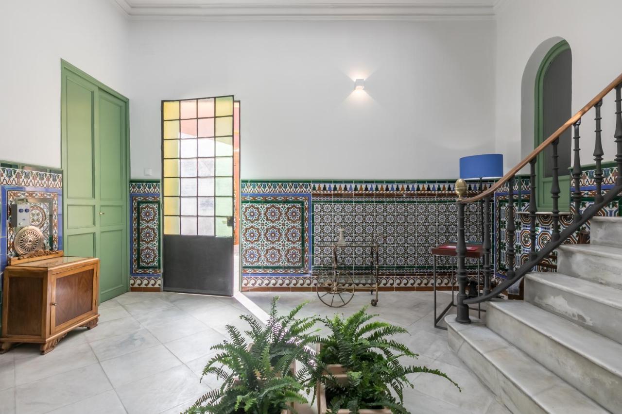 Casa Temprado Aparthotel Seville Exterior photo
